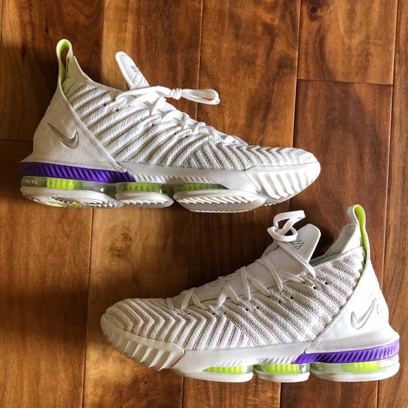 lebron buzz lightyear shoes